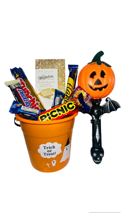 Halloween treat Bucket